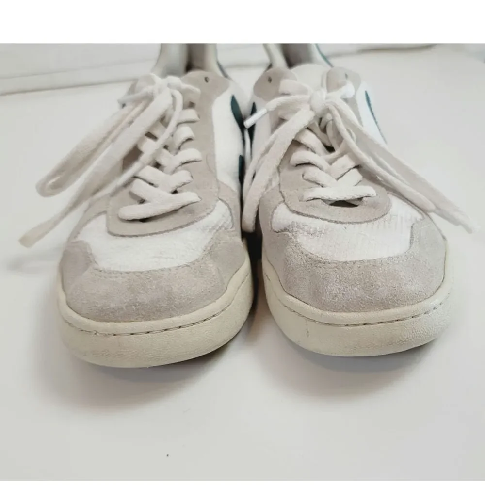 VEJAS V-10 B-MESH WHITE BRITTANY  SNEAKERS IN HUNTER GREEN, sz 9
